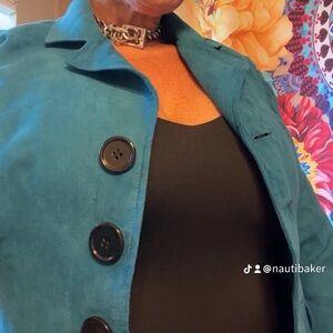 Women’s Studio I petite, size 4  teal green blazer.